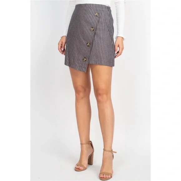 Chic Blue Denim Striped Asymmetric Pencil Skirt with Buttons - Picture 3 of 16